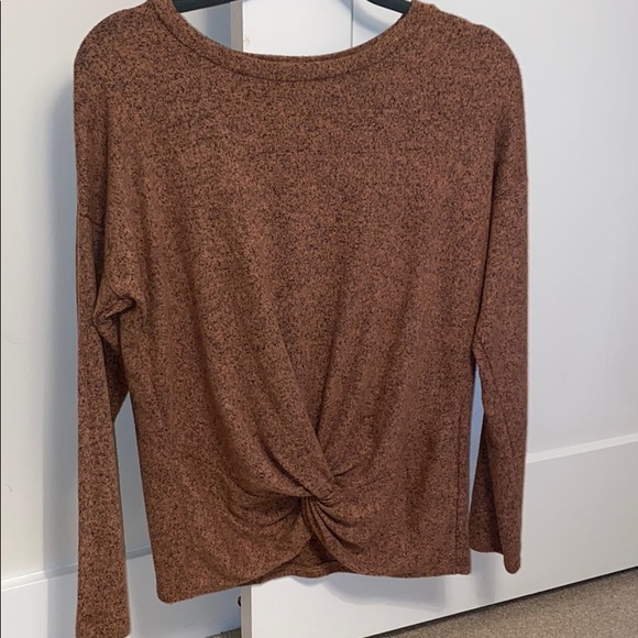 Sage Tops - Soft and comfy long sleeve top